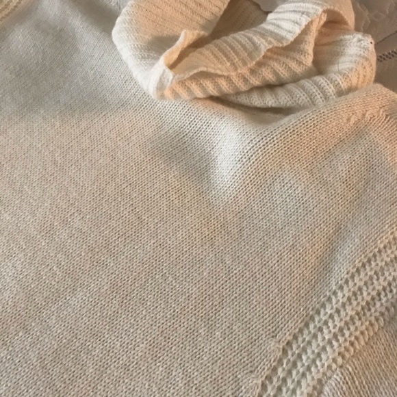 NWOT J. Crew Knit Sweater - Picture 2 of 5